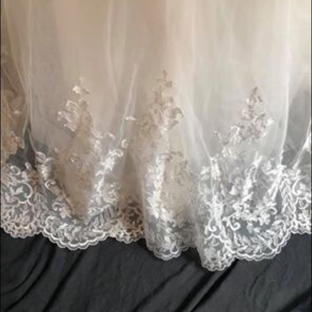 Wedding dress